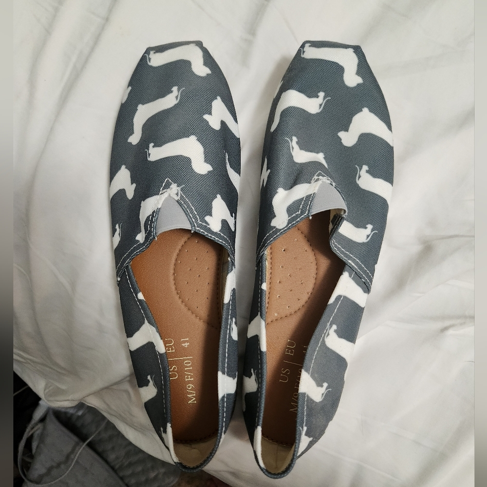 Weenie dog slip ons